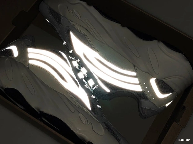 Yeezy 700 Adidas Boost Static EF2829 V2 0711
